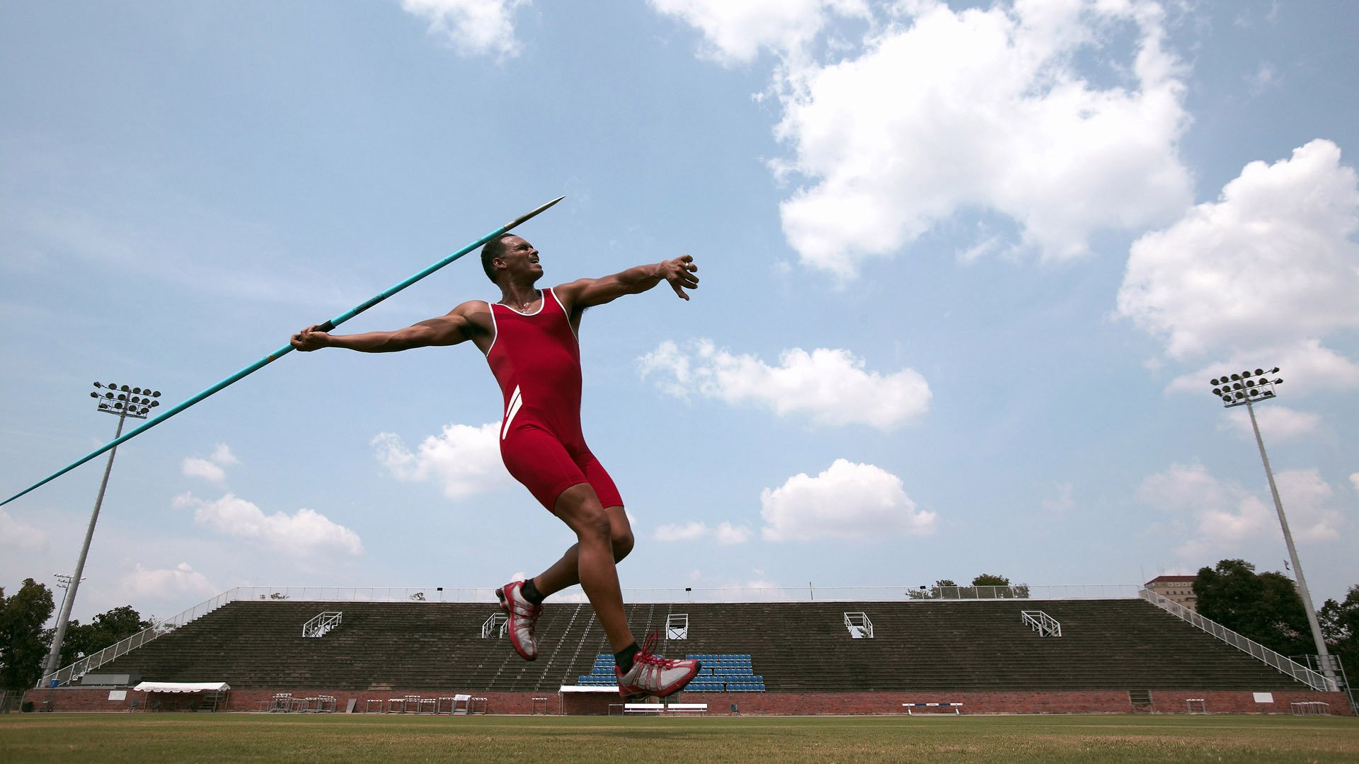 勇士队冲击联盟冠军,目标坚定,勇士队的发展联盟